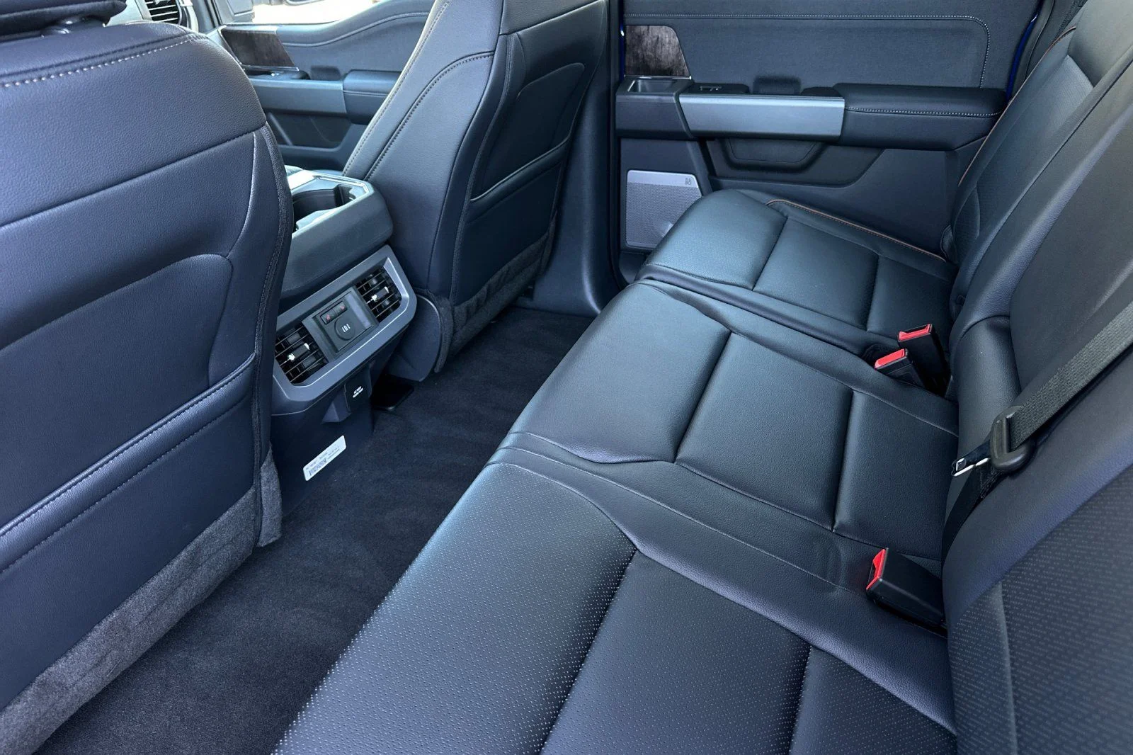 2026 Ford F-250 Super Duty Lariat - Photo 11