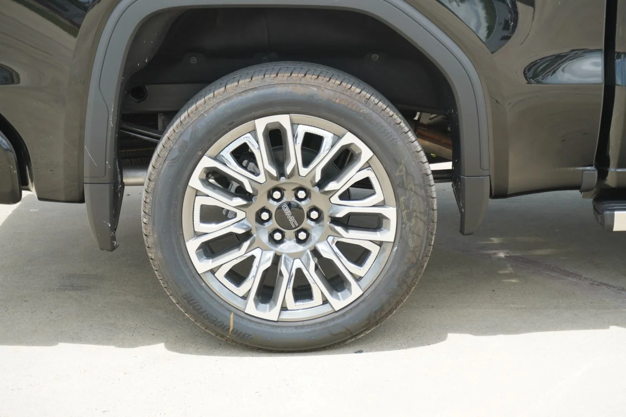 2026 GMC Sierra 1500 Denali Ultimate - Photo 6