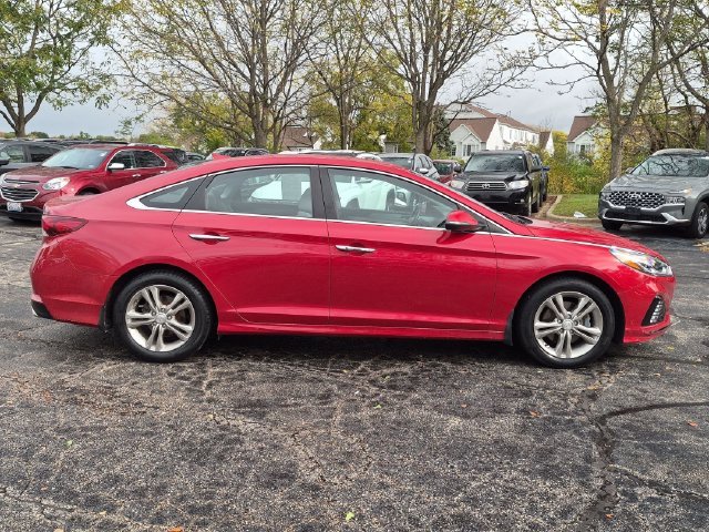 Used 2019 Red Hyundai SEL image 8
