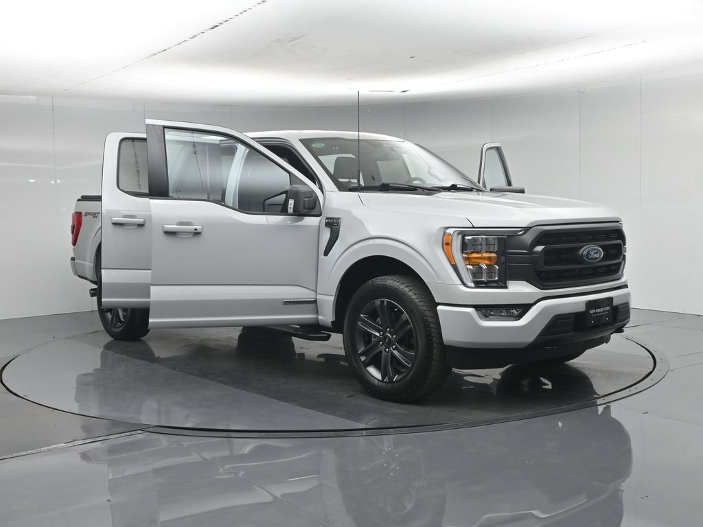 Used 2023 White Ford XLT image 36