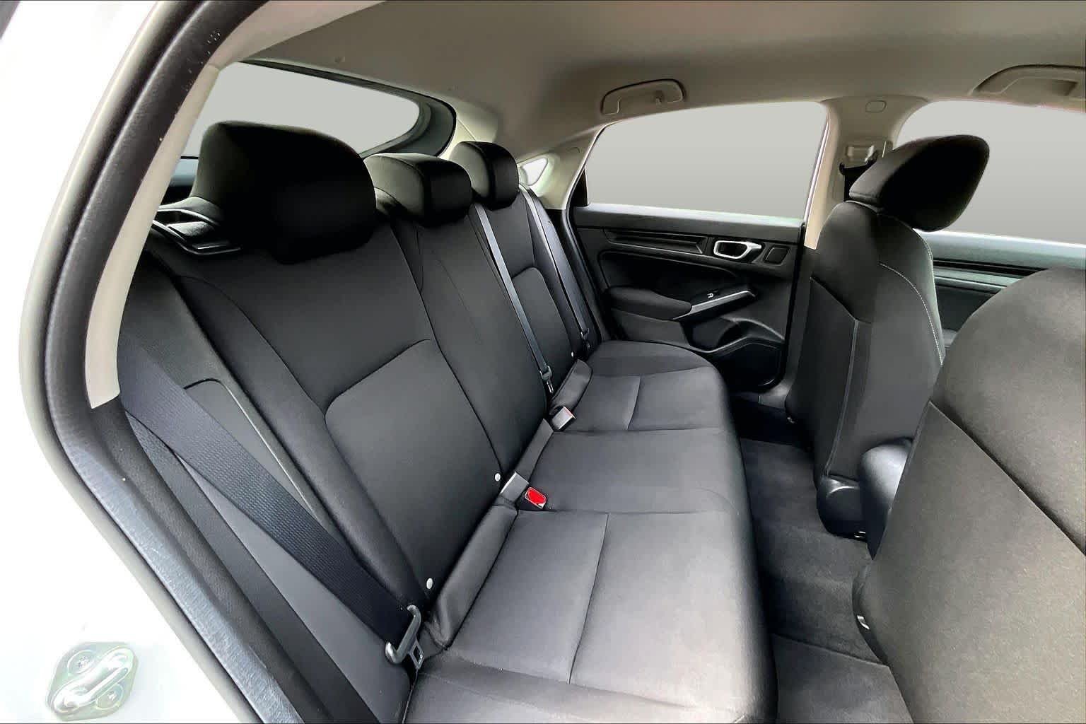 2023 Honda Civic Hatchback LX - Photo 20