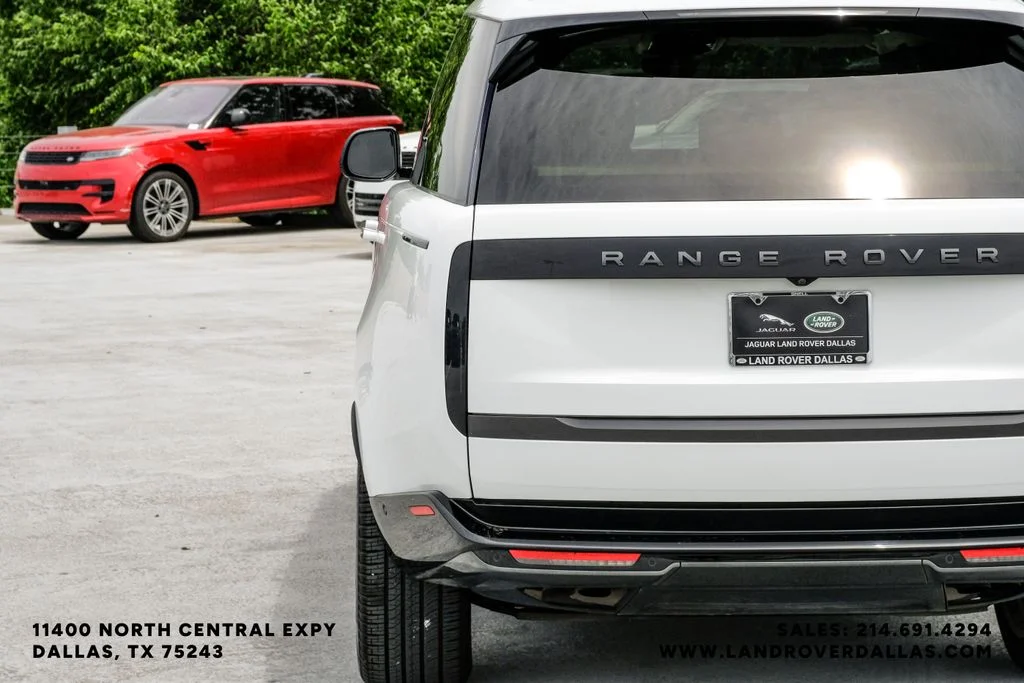 Certified Used 2023 Fuji White Land Rover SE image 56