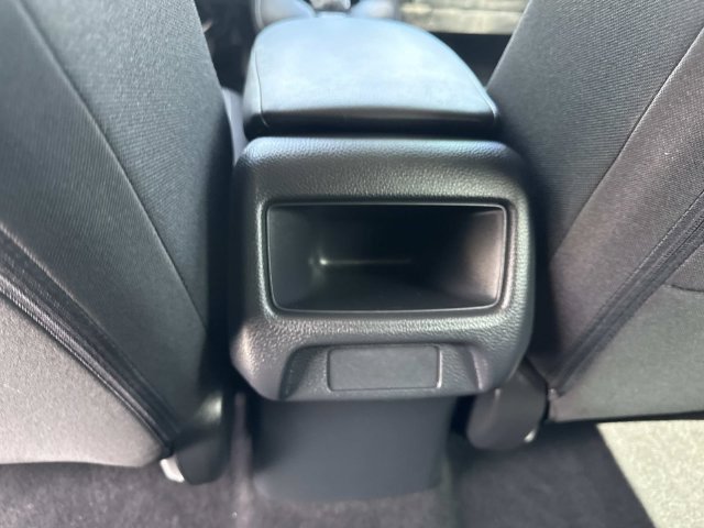 2025 Honda HR-V LX - Photo 15