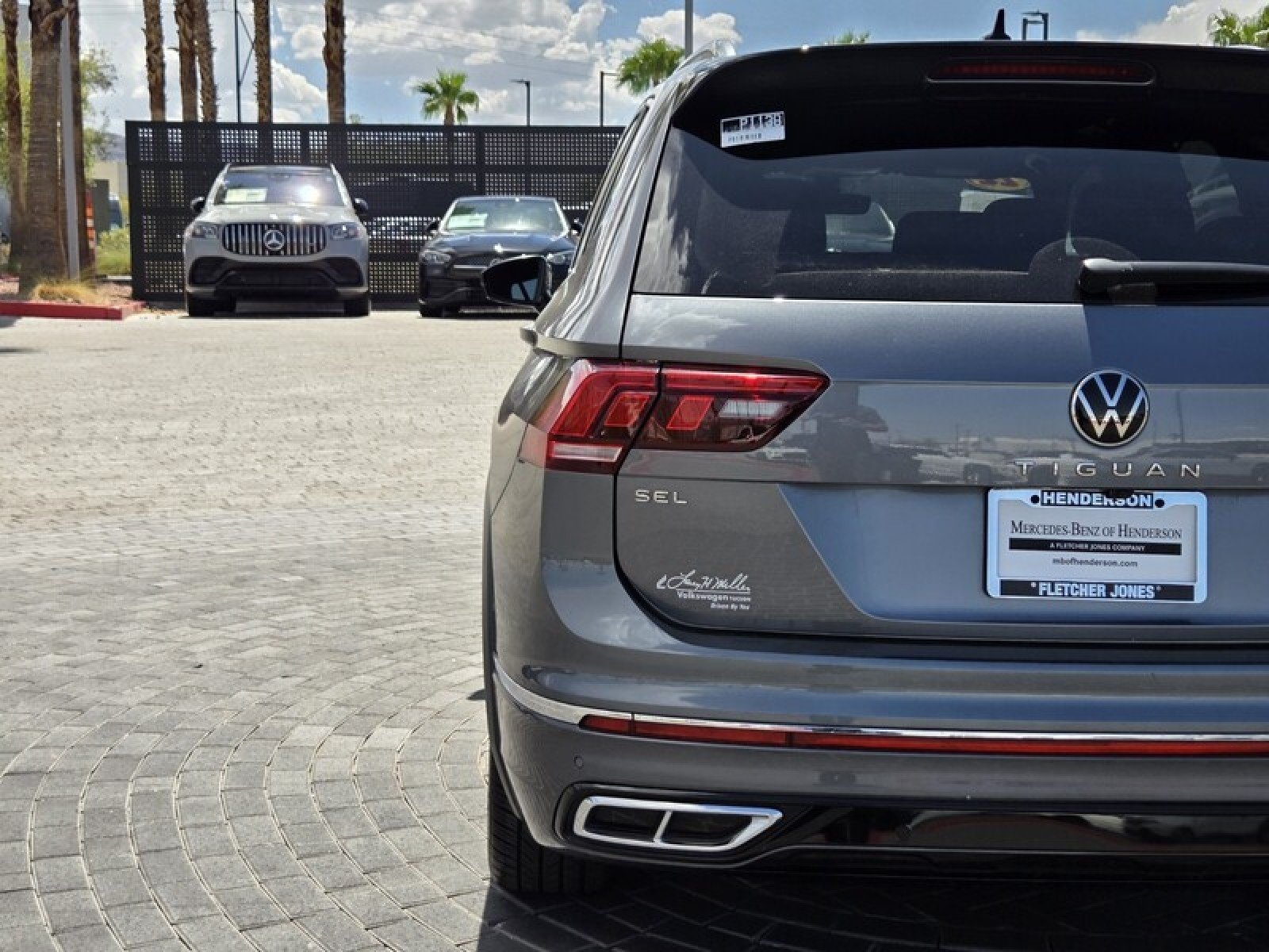 Used 2022 GRAY Volkswagen SEL R-Line image 11