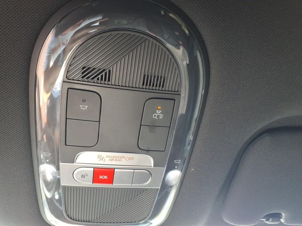 Certified Used 2024 Silver Hyundai SE Standard Range image 27
