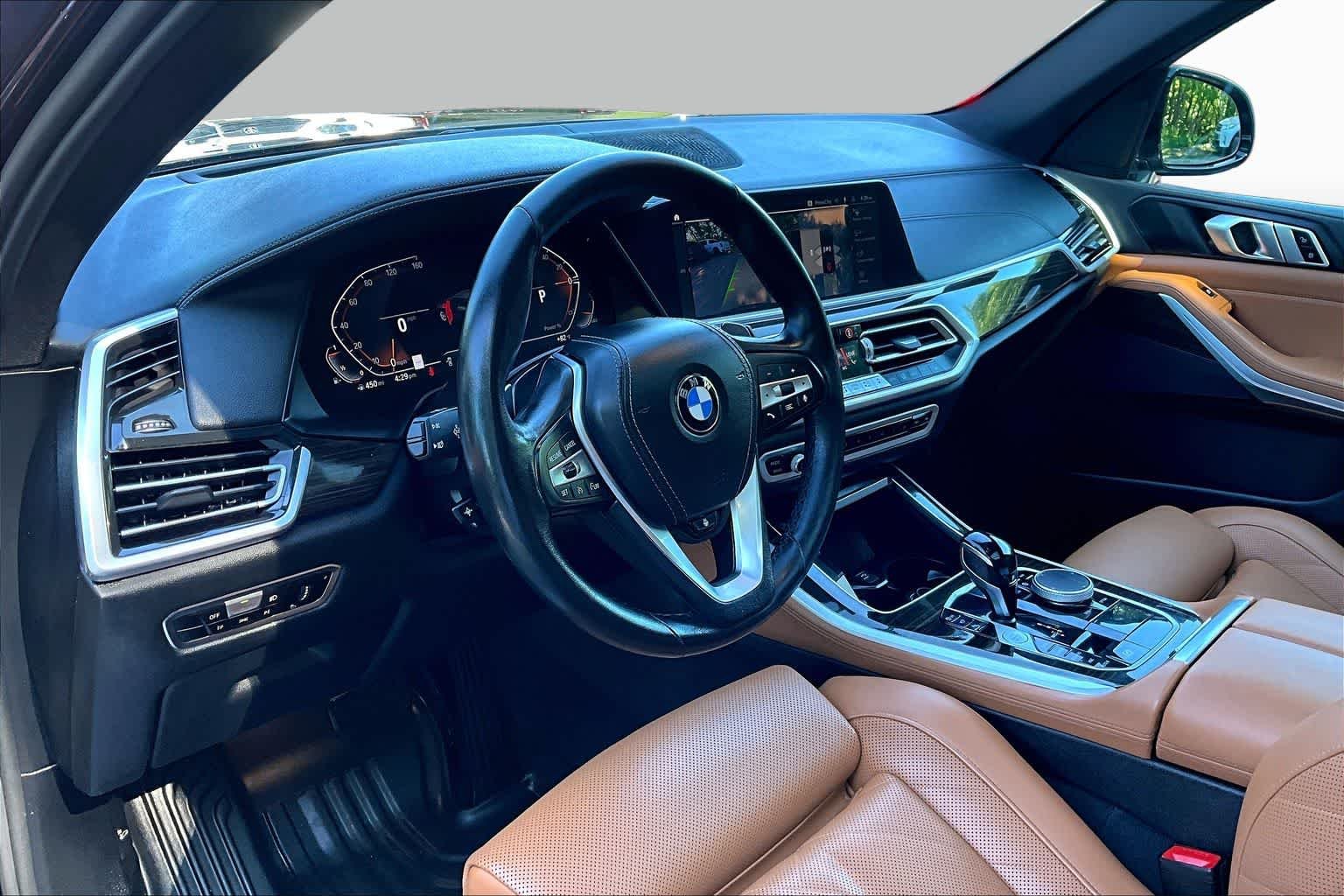 Used 2023 Black Sapphire Metallic BMW xDrive40i image 17