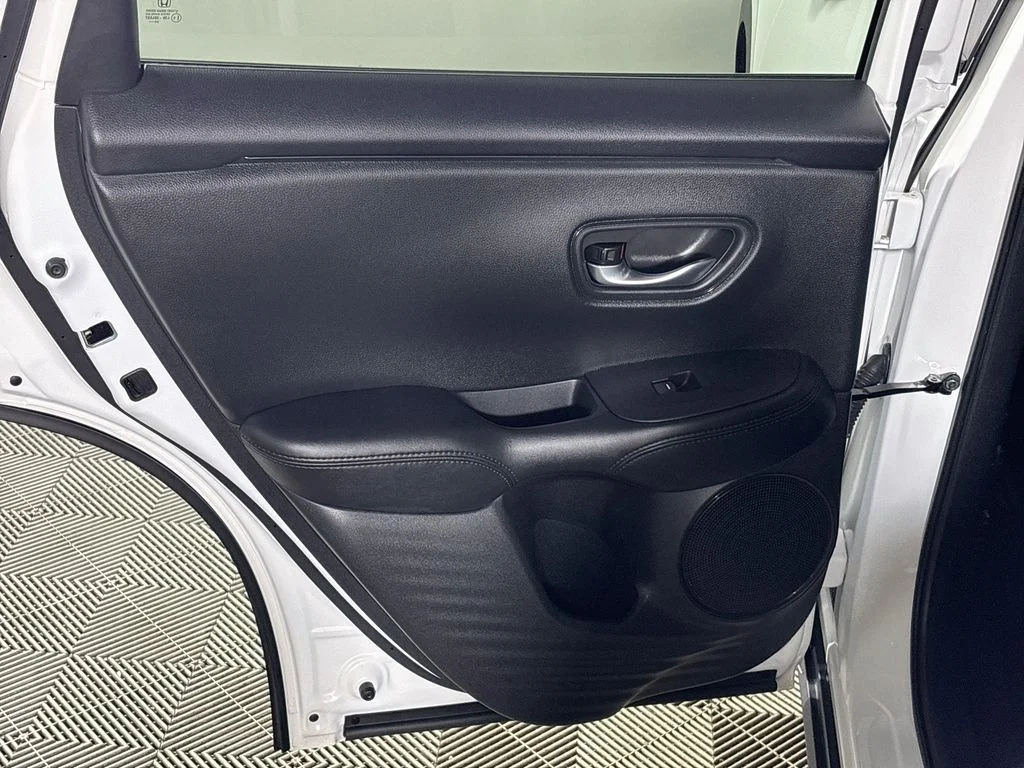 Used 2026 White Honda LX image 18