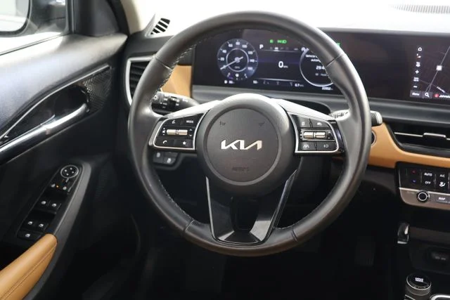 Used 2024 Gray Kia EX image 10