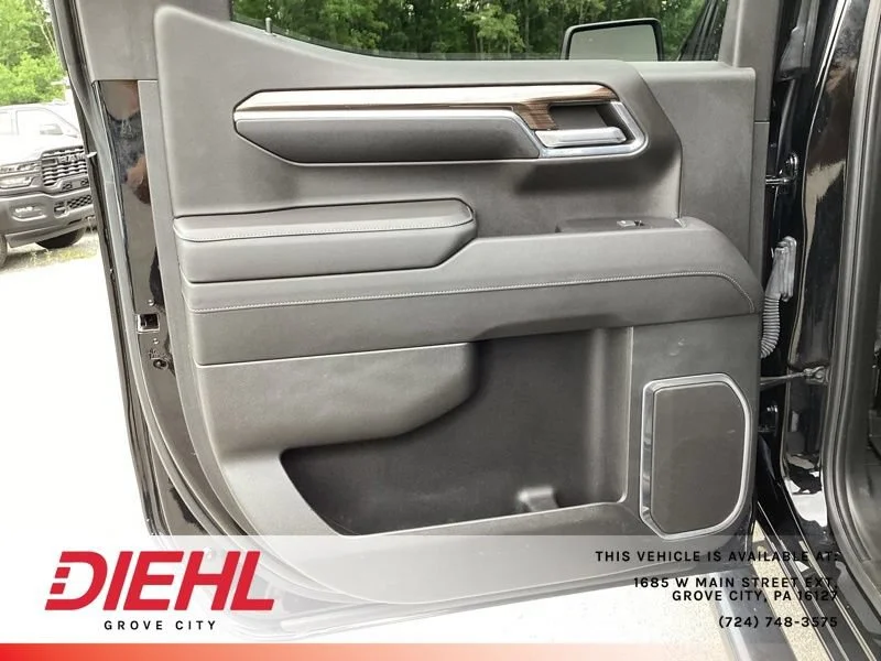 Used 2023 Black Chevrolet RST image 17