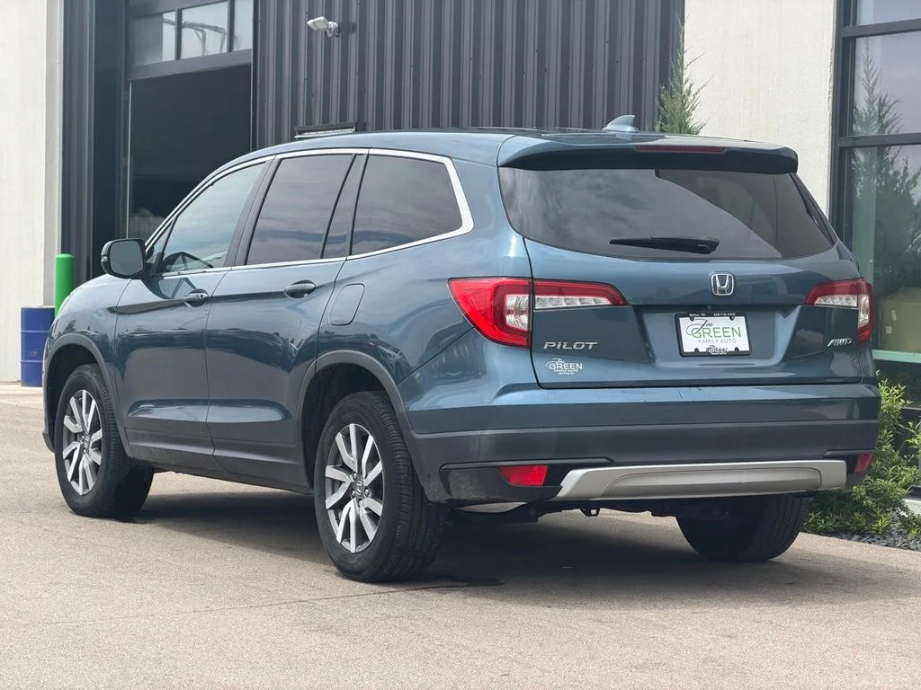 Used 2021  Honda EX-L image 3