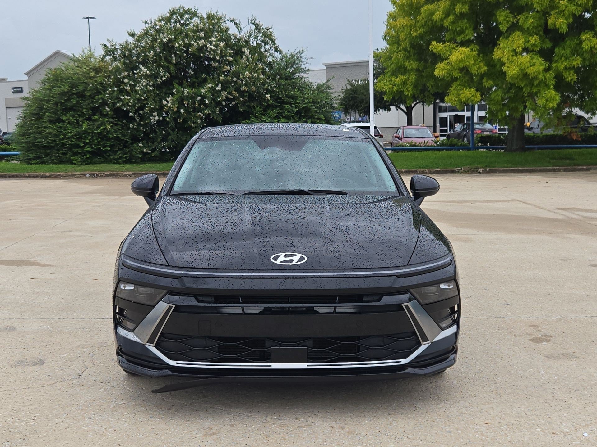 Used 2024 Onyx Black Hyundai SEL image 9