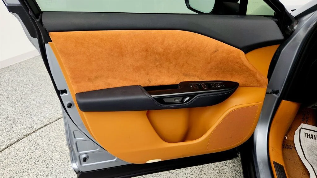2023 Lexus RZ Luxury - Photo 11