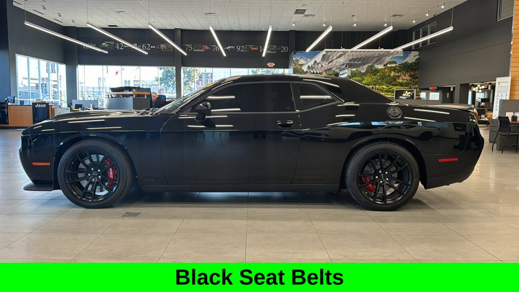 Used 2023 Black Dodge SRT Hellcat Jailbreak image 4