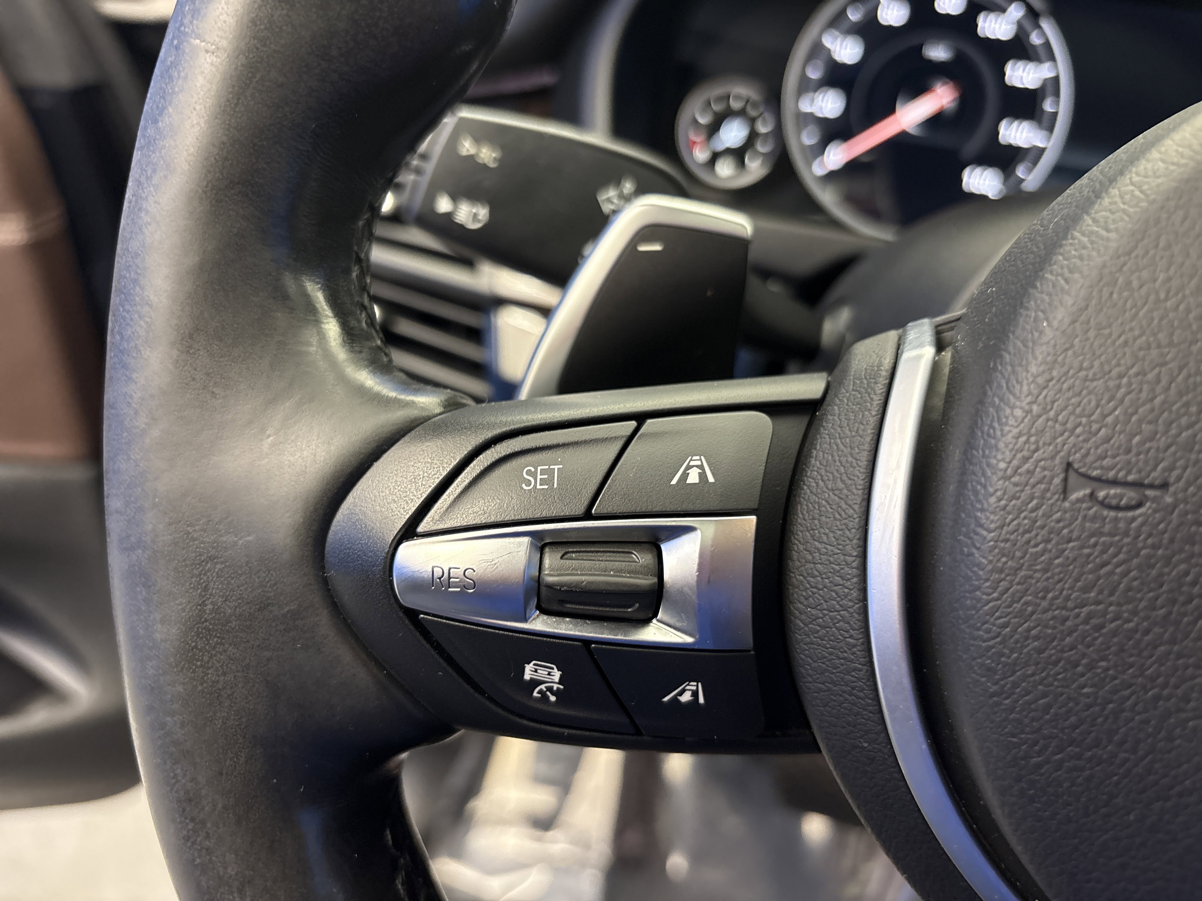 Used 2018 Carbon Black Metallic BMW xDrive35i image 15