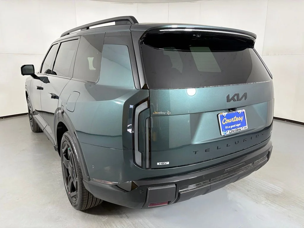 New 2027 Black Jade Green Kia X-Line SX Prestige image 6