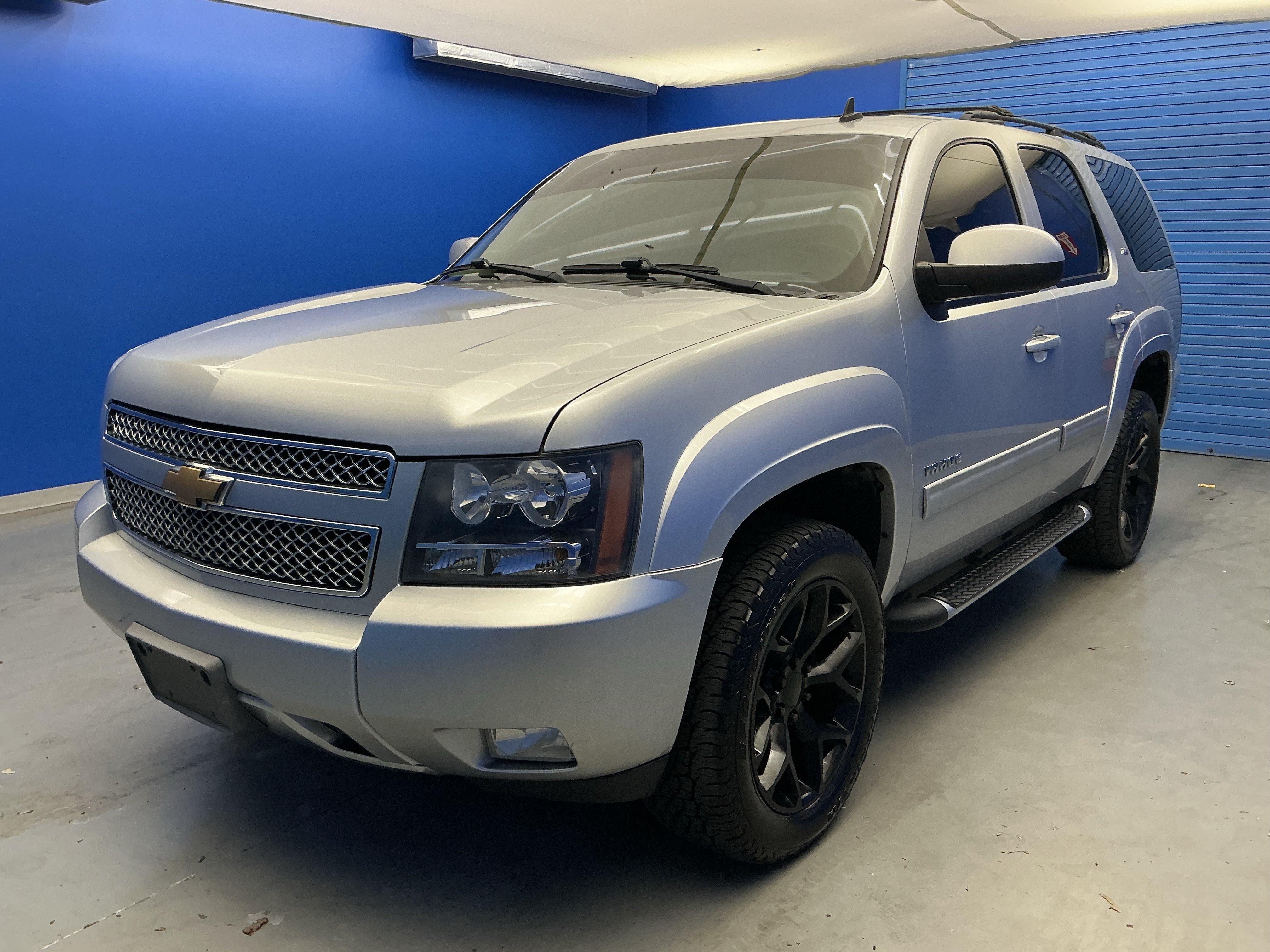 Used 2012 Silver Ice Metallic Chevrolet LT image 4