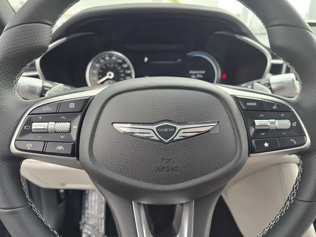 New 2026 White Genesis 2.5T image 17