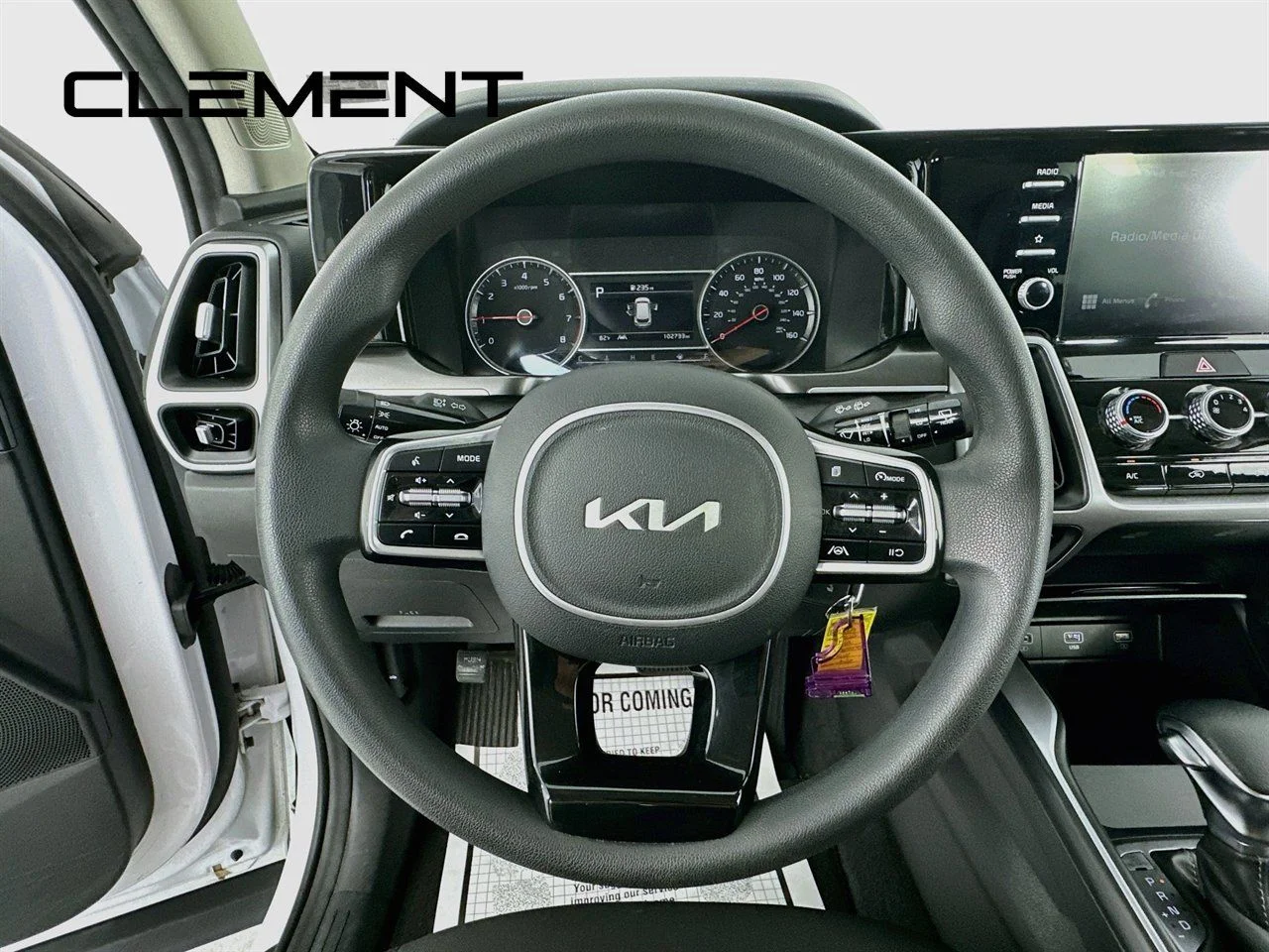Certified Used 2022 Glacial White Pearl Kia LX image 15
