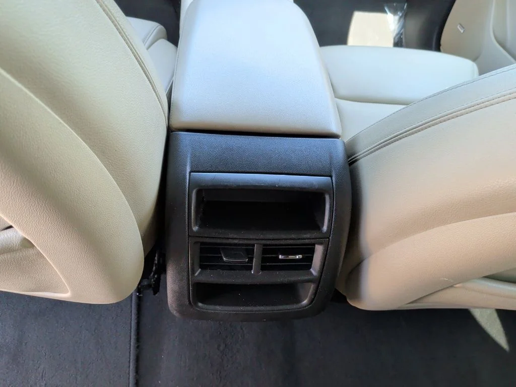 Used 2019 White Cadillac Base image 34