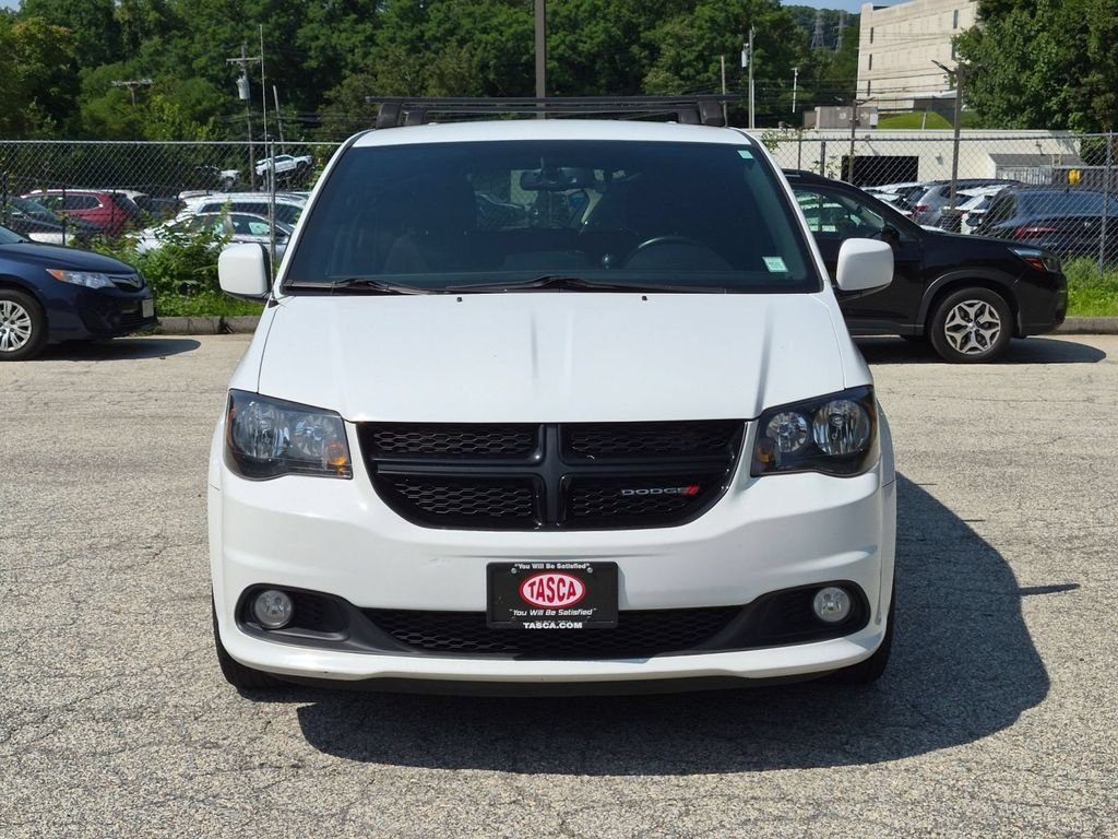 Used 2018 White Dodge SE Plus image 11