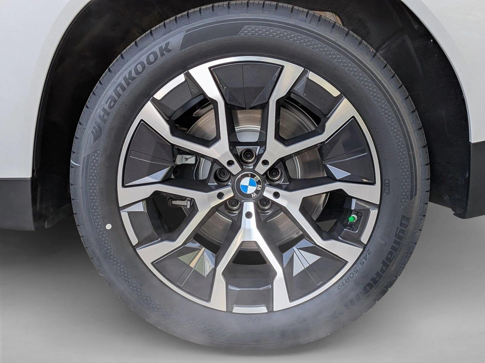 Used 2026 Mineral White Metallic BMW 30 xDrive image 10