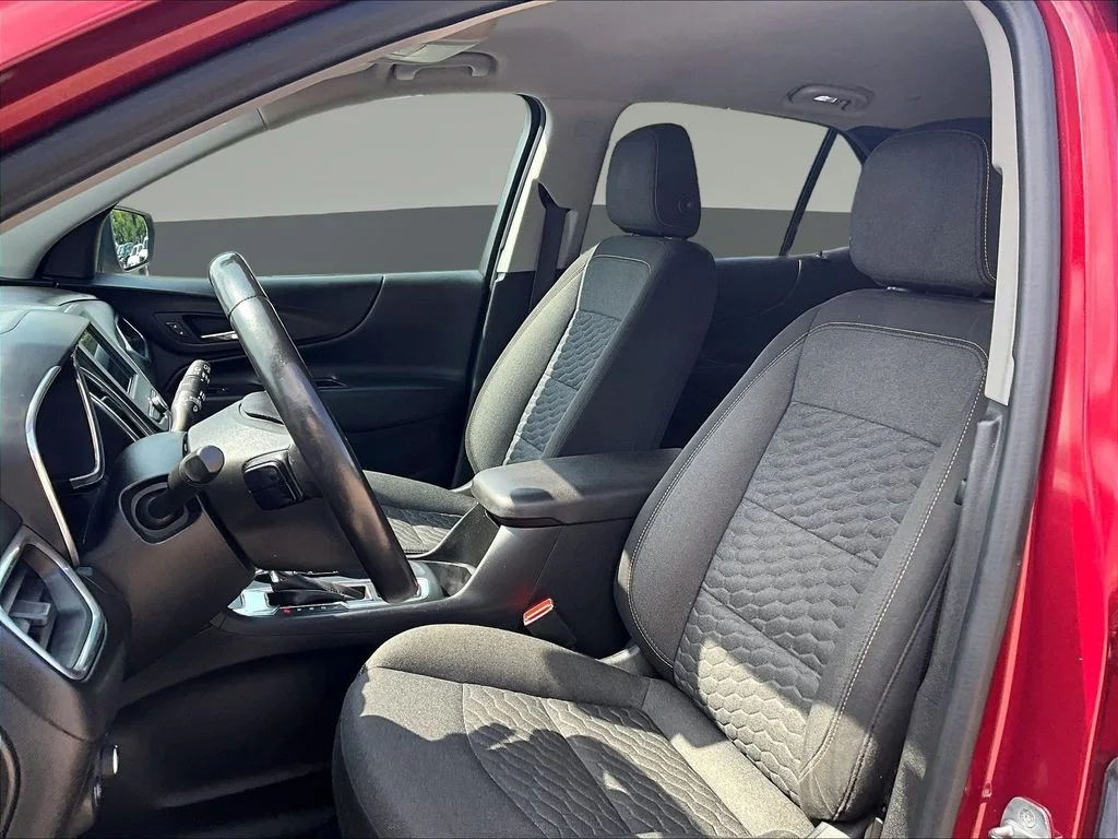 Used 2020 Red Chevrolet LT image 25