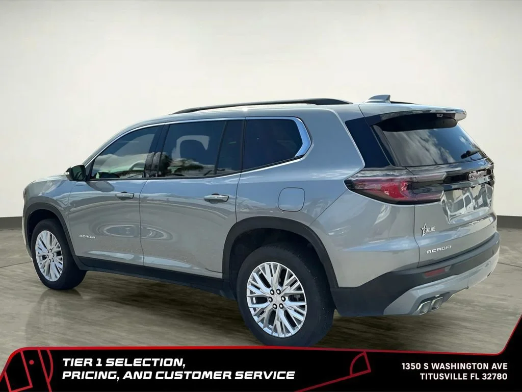 New 2026 Sterling Metallic GMC Elevation image 4