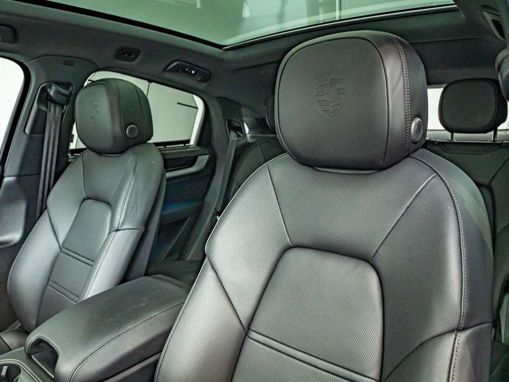 2025 Porsche Cayenne Coup E-Hybrid - Photo 34