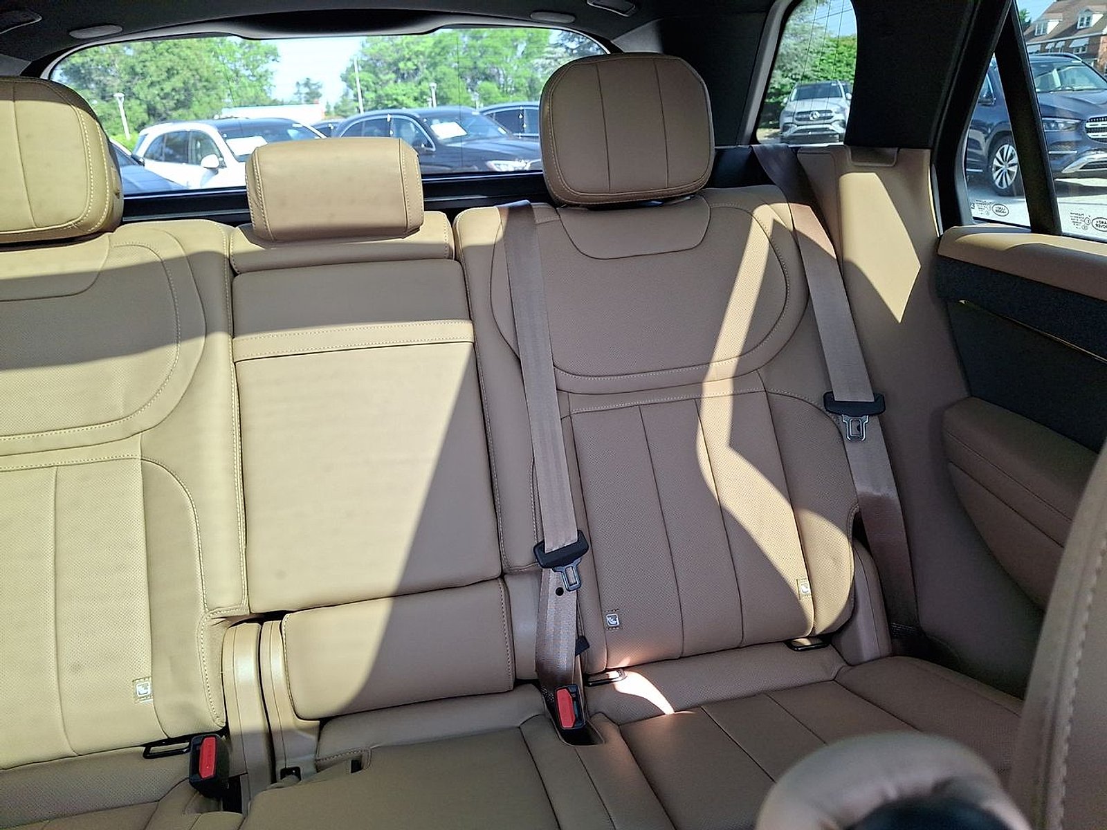New 2026 Fuji White Land Rover P360 SE image 14