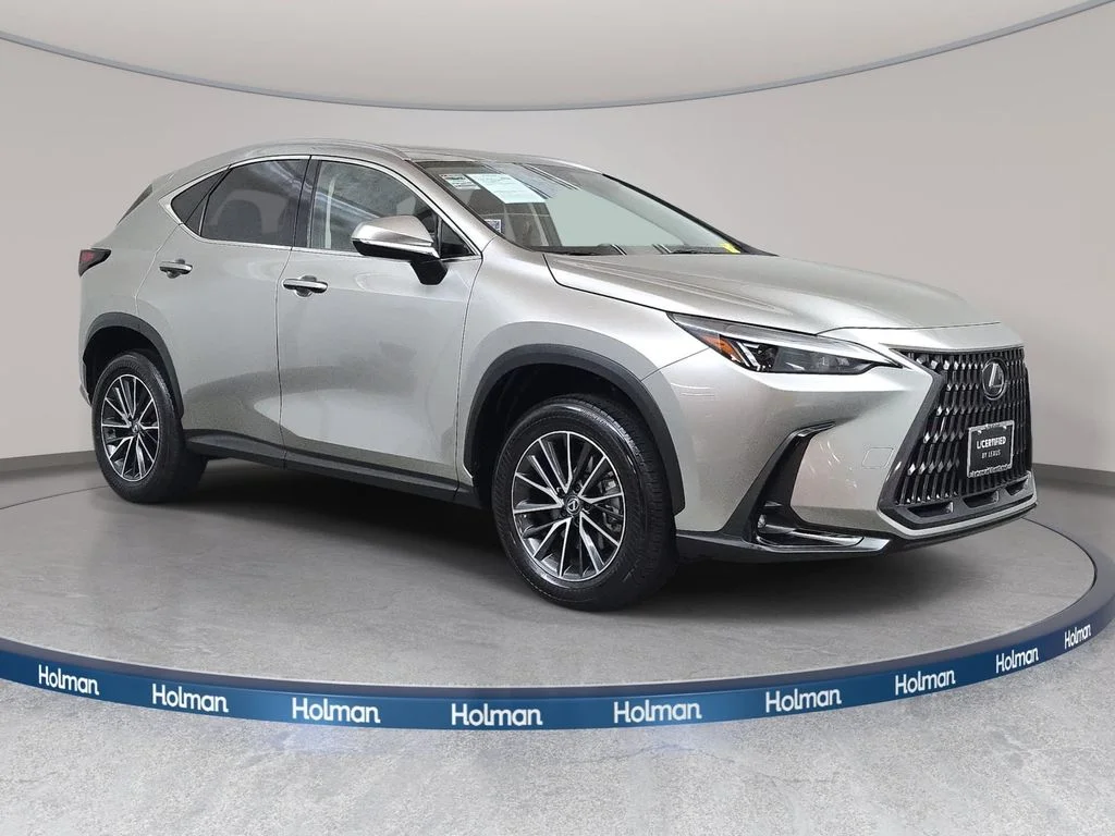 Used 2024 Silver Lexus 350 Base image 4