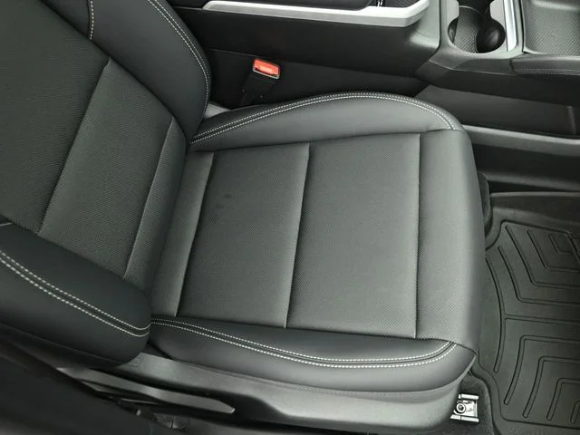 Used 2026 Gray GMC Elevation image 32