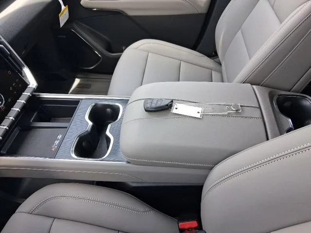 2026 GMC Acadia Elevation - Photo 13