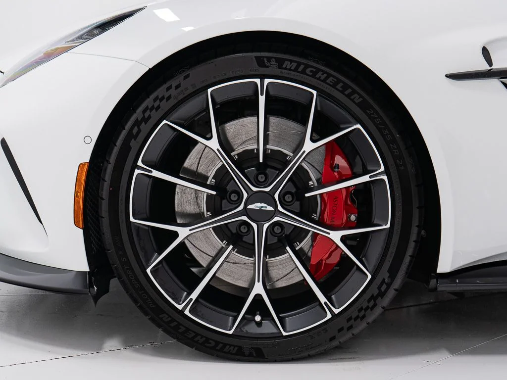 New 2026 Lunar White Aston Martin S Roadster image 41