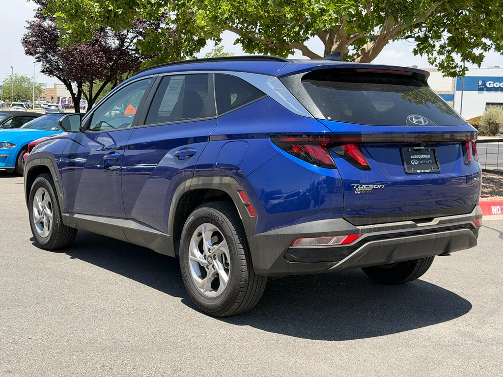 Used 2024 Vapor Blue Metallic Hyundai SEL image 5
