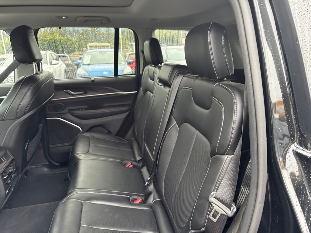 Used 2023 Diamond Black Crystal Pearlcoat Jeep 4xe image 6