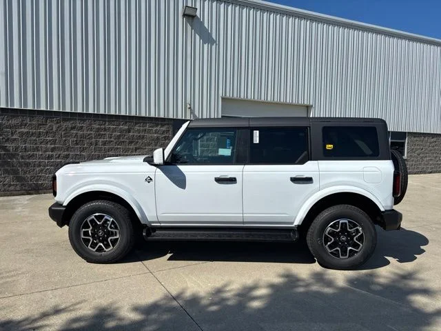 New 2026 White Ford Outer Banks image 9