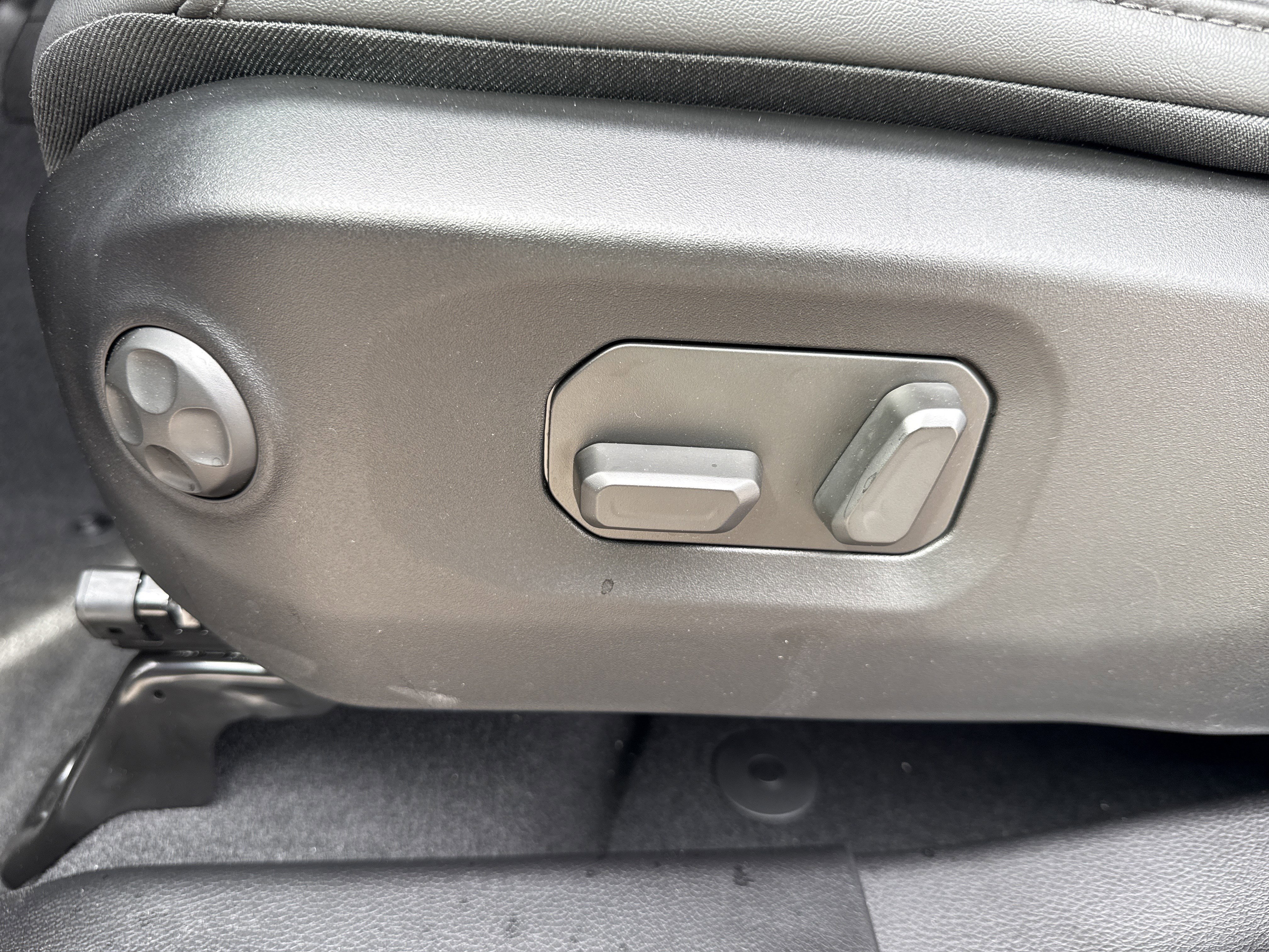 New 2026 Reign Exterior Paint Jeep Rubicon X image 13