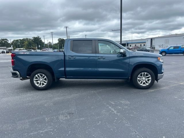 Used 2024 Blue Chevrolet LT image 5