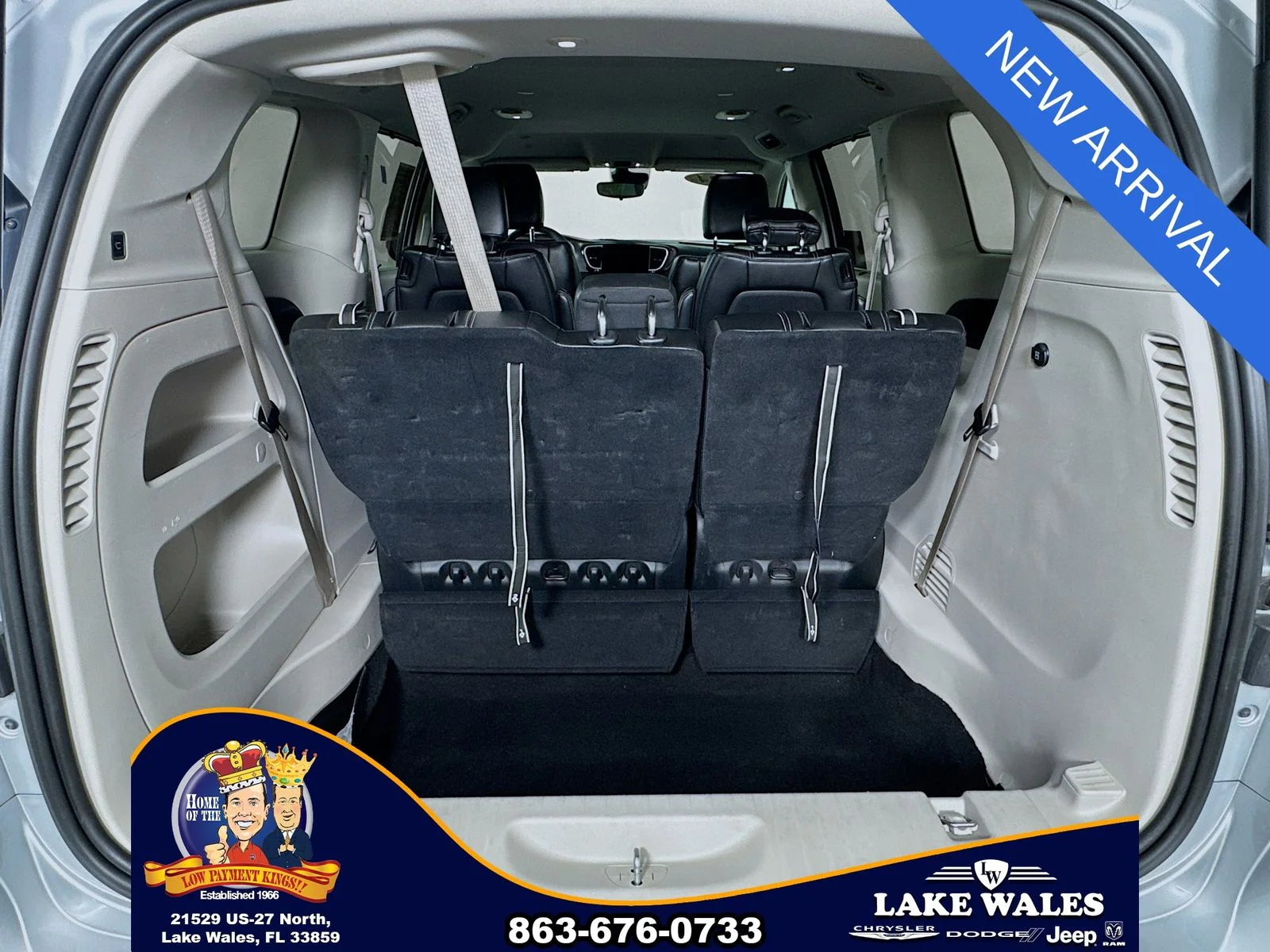Certified Used 2024 Silver Chrysler Touring L image 24