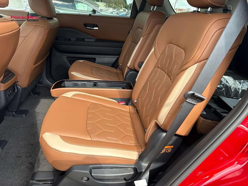 New 2026 Scarlet Ember Tintcoat Nissan Platinum image 7