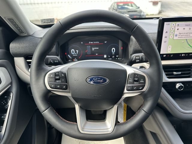 New 2026 Star White Metallic Tri-Coat Ford Active image 13