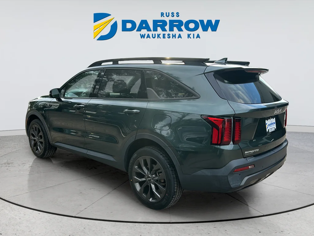 Certified Used 2023 Green Kia X-Line EX image 3