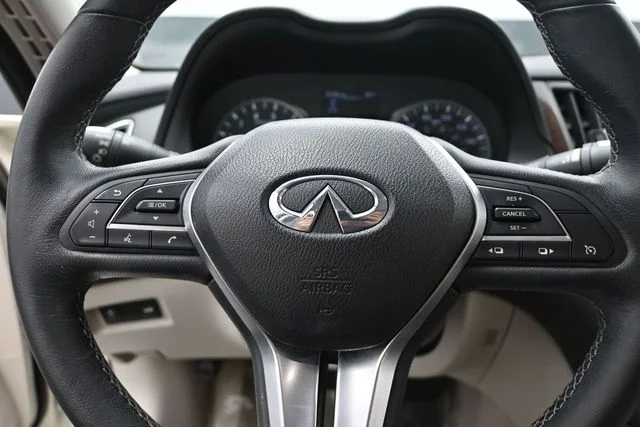Used 2018 Majestic INFINITI 3.0t LUXE image 14