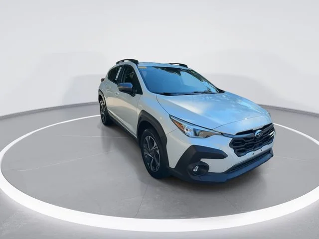 Used 2024  Subaru premium image 2