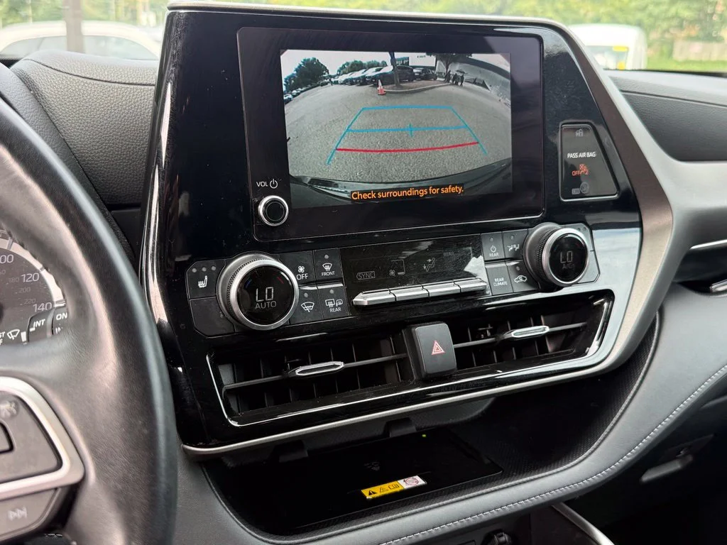 Used 2023 Black Toyota XLE image 17