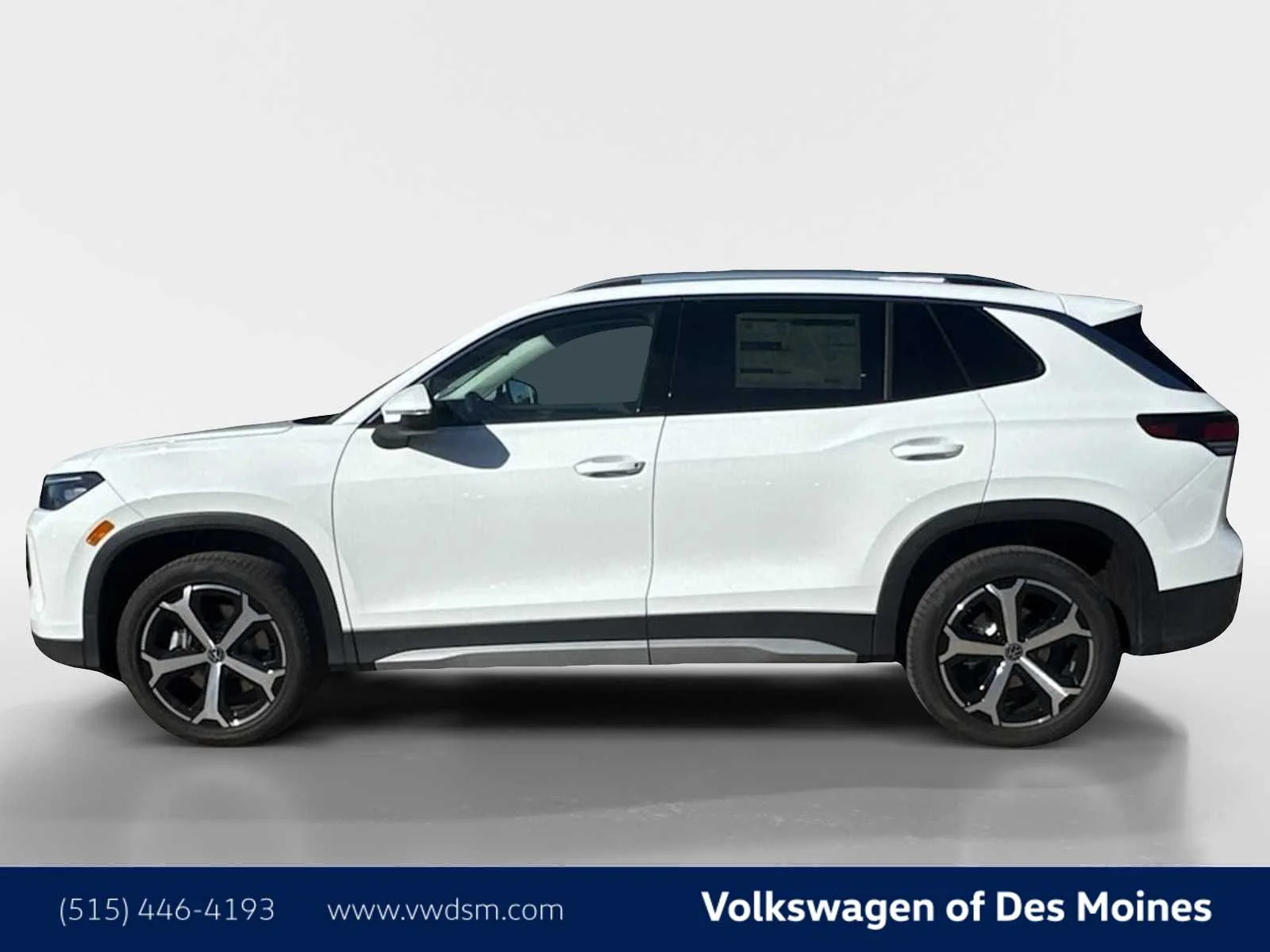 New 2026 Pure White Volkswagen SE image 3
