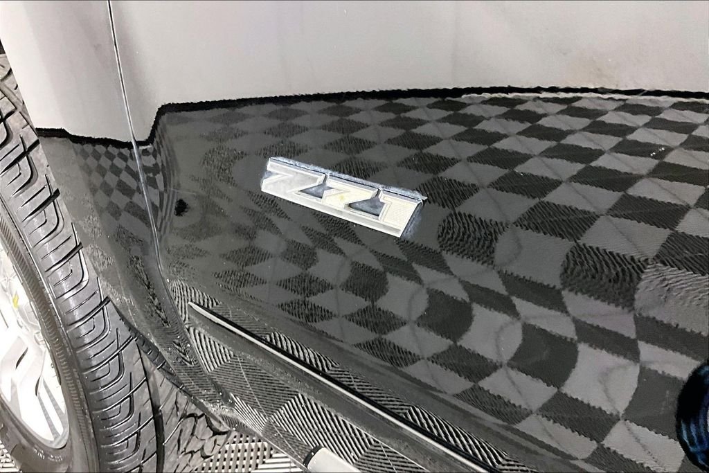 Used 2017 Black Chevrolet LT image 20