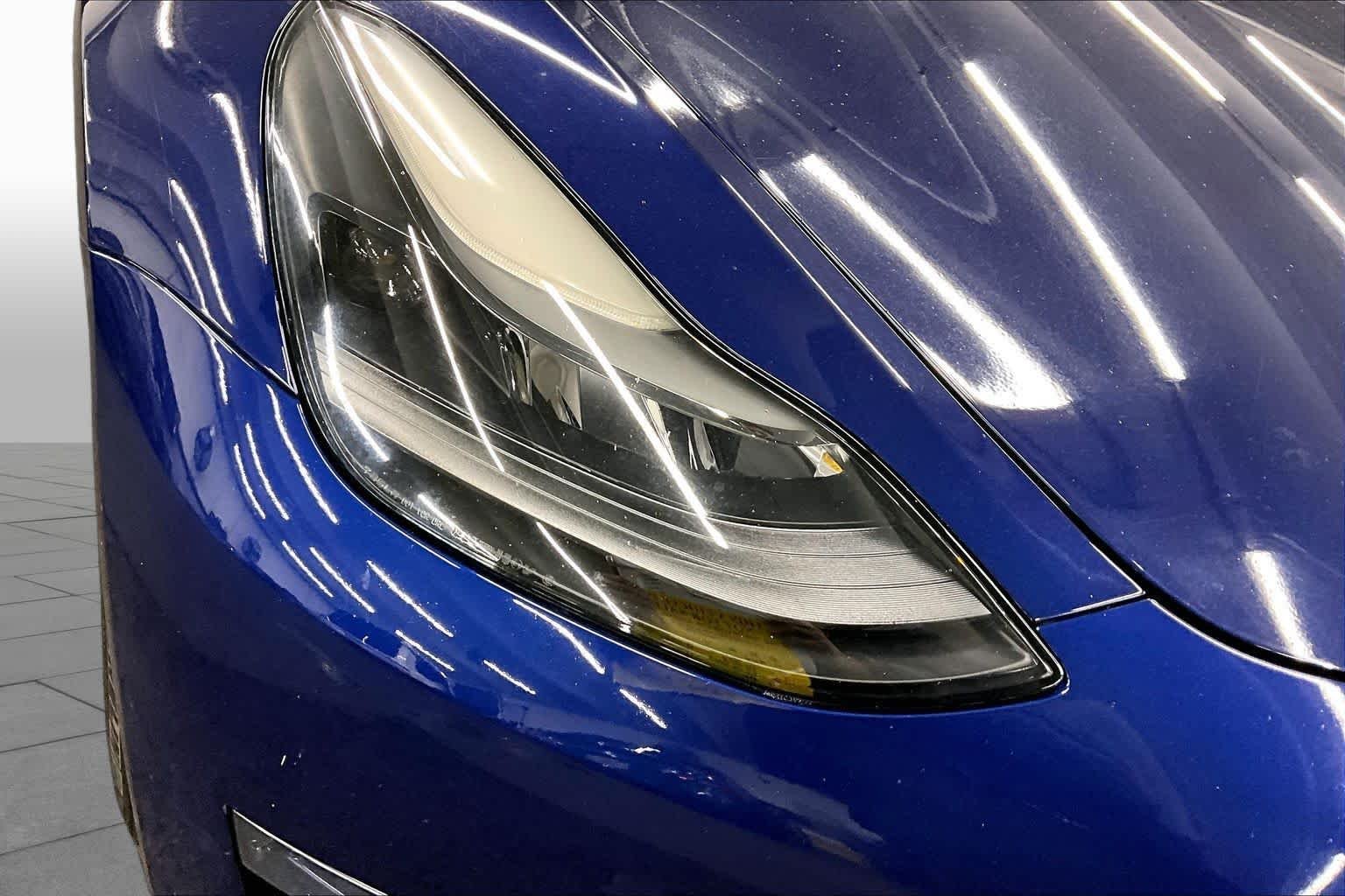 Used 2023 Deep Blue Metallic Tesla  image 27