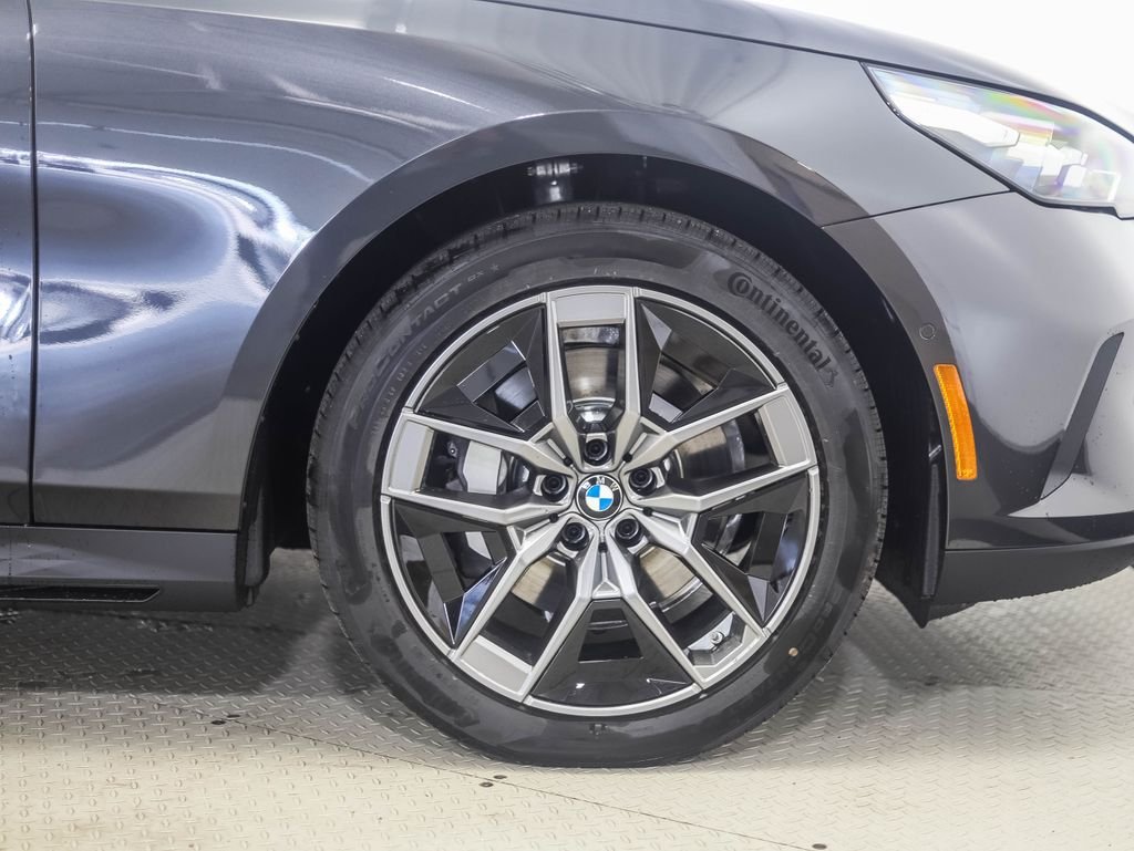 2026 BMW 5 Series 530i - Photo 7