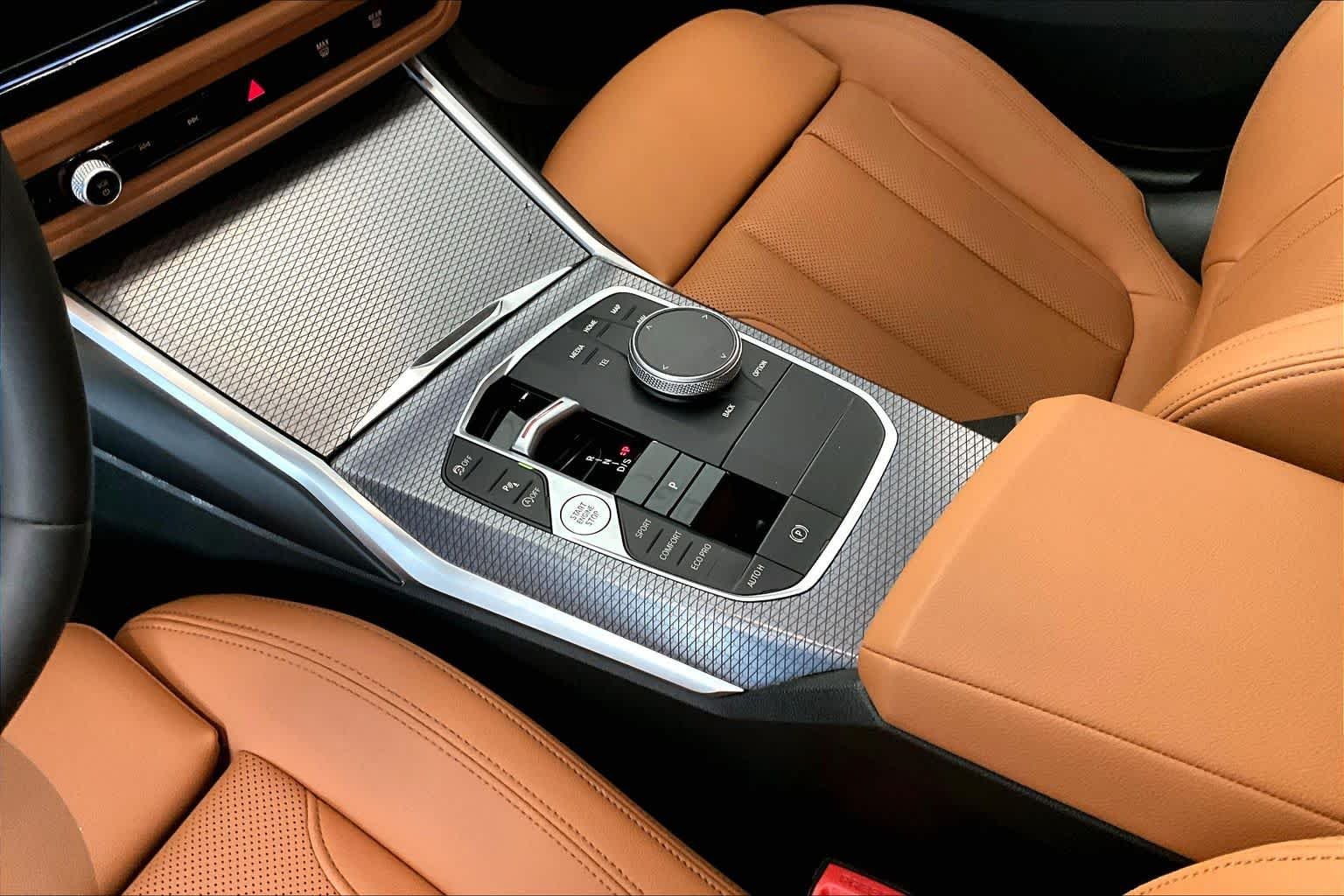 Used 2025 Skyscraper Grey Metallic BMW 330i image 14